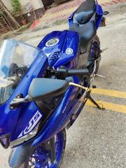 YAMAHA R15 V3